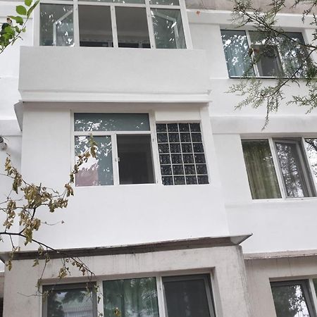 Апартаменты Ria & Mihai Apartament Galati Экстерьер фото